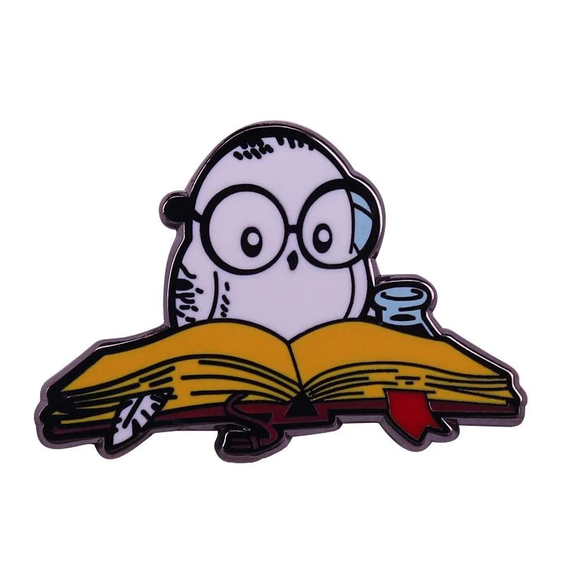 Magic Messenger Snowy Owl Enamel Pin - Image 2