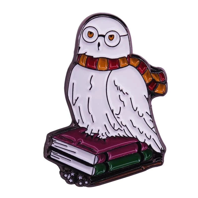Magic Messenger Snowy Owl Enamel Pin - Image 13