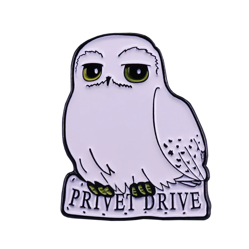 Magic Messenger Snowy Owl Enamel Pin - Image 6