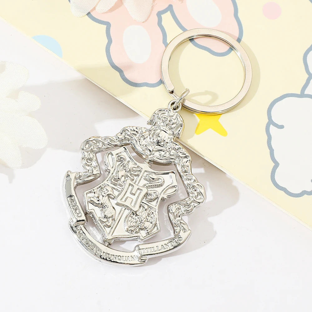 Harry Potter Hogwarts Keychain - Image 3